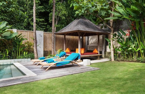Batubelig Villa | 3 Bedroom Seminyak Private Pool Villa