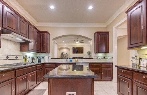 George Bush Park/Eldridge Apartment | 3 Bedroom Single family 222721 by Houzlet