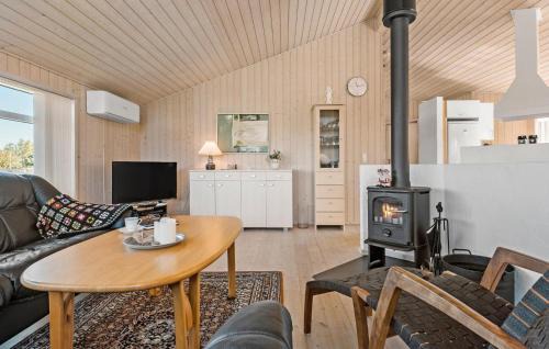 Logstrup House | 3 Bedroom Stunning Home In Løgstrup