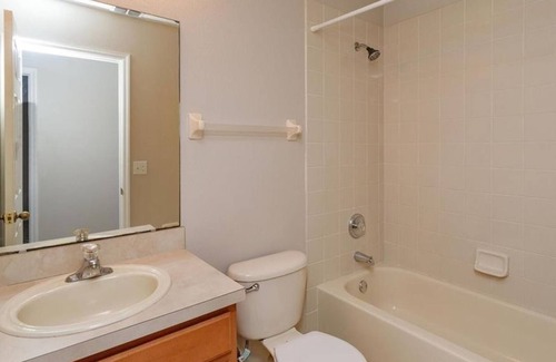 Orlando House | 3 Bedroom Townhome 420978 by Houzlet