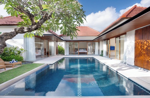 Sunset Road Villa | 3-Bedroom Villa2 Complex in Seminyak