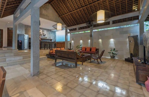 Batubelig Villa | 3-Bedroom Villa in Batu Belig