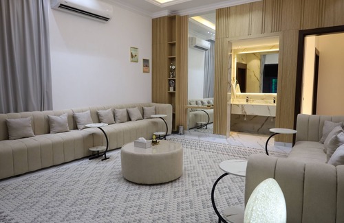 Ajman House | 3-bedroom villa in enchanting Ajman with AC, WiFi. Relax and unwind