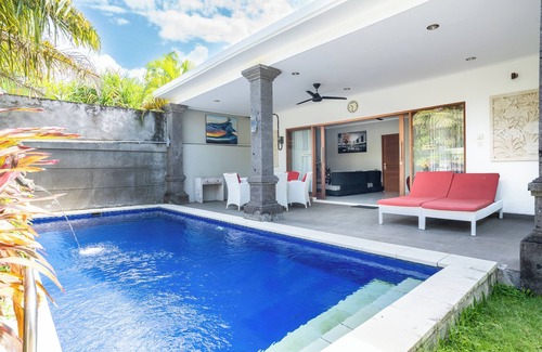Legian Villa | 3 Bedroom Villa Walk to Legian Beach