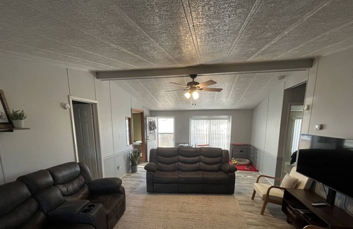 Wytheville House | 3 bedroom with parking and great views.