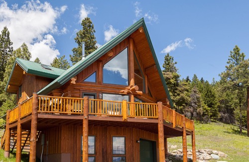 Somers Cabin | 3 Bedrooms, 2.5 Bathrooms, Sleeps 6