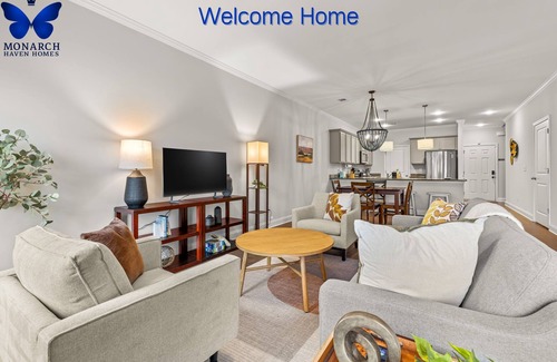 Gainesville House | 3 BR/2.5 BA. New, 10 min to NGMC, city square and I-95, Pets OK. 15 days minimum