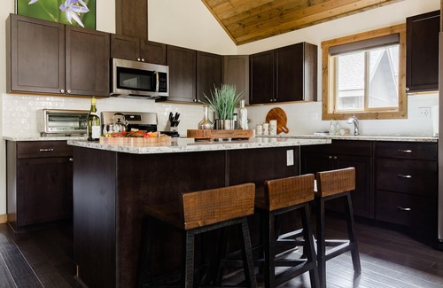 Ronald Cabin | 3 BR 2 BA home w/hot tub, game room, forest views, hot tub, and fire pit.