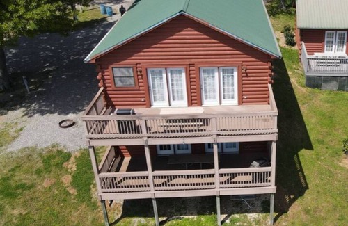 Cadiz Cabin | 3 BR Lakefront Log Cabin - Bring the Dog