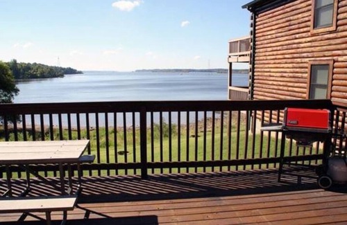 Cadiz Cabin | 3 BR Lakefront Log Cabin - Bring the Dog