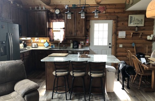 Fairburn Cabin | 3 BR LOG Cabin, 6 miles west of Custer. Secluded and ready for you and your pet