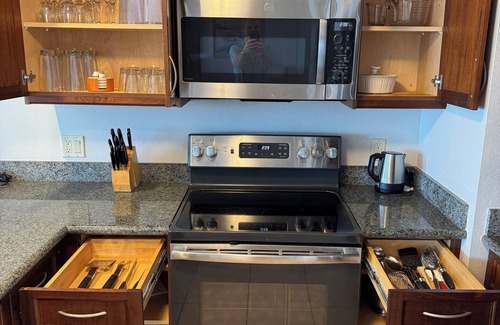 Kaanapali Villa | 3 BR Oceanfront Villa: Marriott's Lahaina Tower; Jan 9 - Mar 6th, 2027