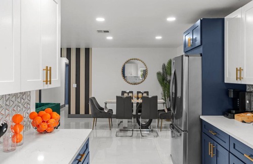 Pompano Beach House | 3‑BR Retreat w Pool near the Beach - Car charger