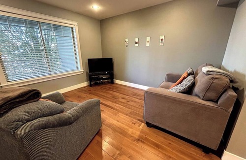 North End House | 3 Br Townhouse Downtown Kelowna
