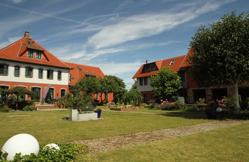 Liepe Apartment | 3 Butterkammer - Alte Molkerei vacation apartment complex