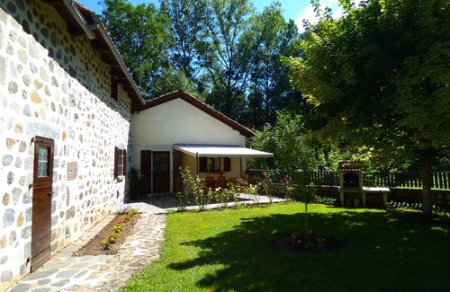 Saint-Etienne-de-Carlat Cottage | 3 * GITE IN PEACE NEAR AURILLAC