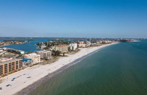 Madeira Beach House | 3 - Island Paradise Cottages - Villa Paradiso