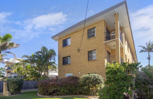 Maroochydore House | 3 Kalyan - Cotton Tree - walking distance to Beach and River!