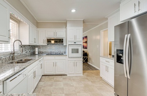 Lithonia House | 3 Mi to Arabia Mtn Trails: Quiet Ranch-Style Home