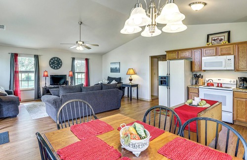 Fort Coffee House | 3 Mi to Arkansas River: Rural Family Home w/Yard