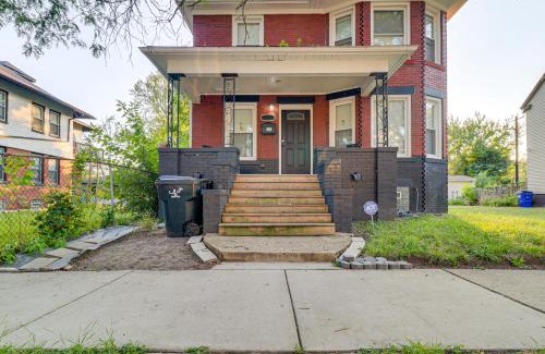 Detroit House | 3 Mi to Dtwn Detroit Spacious Home with Yard!