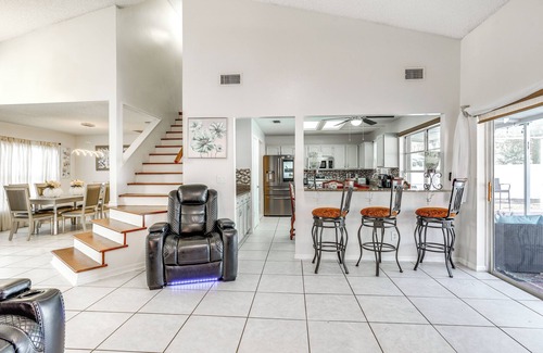 Boyette House | 3 Mi to Marina: Riverview Family Home w/Lanai!