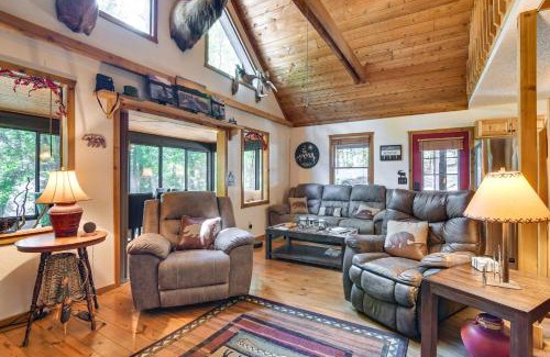Kimberling City House | 3 Mi to Table Rock Lake Cabin with Fire Pit!