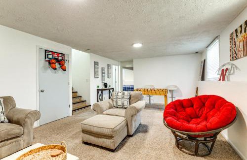 West Lincoln House | 3 Mi to UNL and Memorial Stadium Home with Large Yard