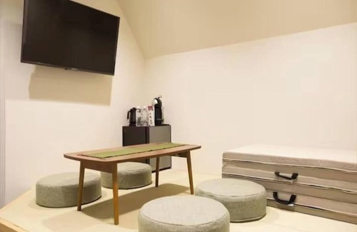 Higashiueno Apartment | 3 mins walk from Ueno Double bed Maximum 3 people Private bathroom Shared kitchen/Taito-ku Tokyo