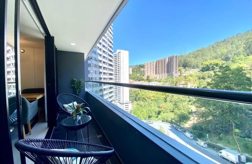 Castropol Apartment | 3 minutes from the airport tunnel, ideal for families!