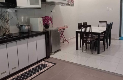 Pelindung House | 3 minutes to Pantai Pelindung and nearest to all viral places at Kuantan!
