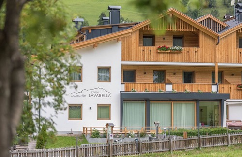 Mareo Apartment | 3-Room Apartment Erta with Mountain View, Wi-Fi & Terrace