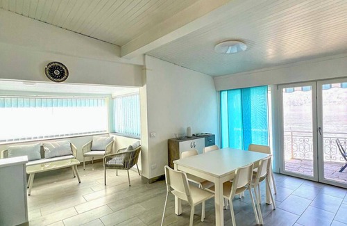 Germignaga House | 3-room terraced house with terrace in all-day sunny location right on the beach