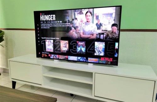 Bukit Jalil Apartment | 3 Rooms 2 parking 10pax PSR Comfy Sofa&Bed near MRT Eateries McD