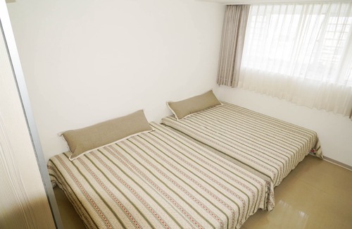 Zhongzheng Apartment | 3 rooms/4 beds/2bath/ Dongmen MRT2mins/ Yongkang/s8-10