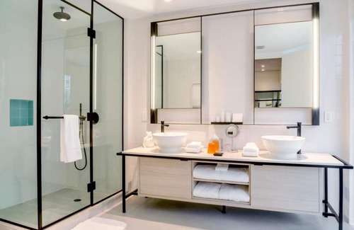 Midtown Hotel | 3 Sophisticated Suite Stay in the Pulse of Miami's Midtown Magic | Pool, Fitness