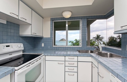 Lanikai House | 3 Storey Oceanfront Home with Spectacular Views and Access to Secluded Beach!