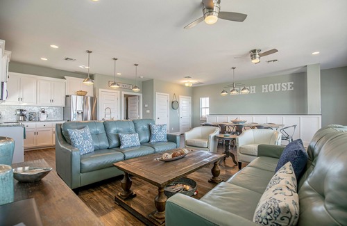 Bella Vista House | 3-Story, ALL en suite, Elevator, 2 Kings, Gulf/Beach Views, Hot Tub & Slingshot!