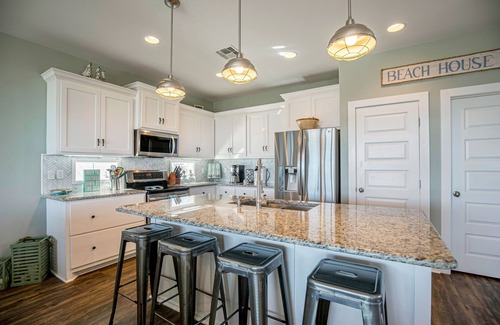 Bella Vista House | 3-Story, ALL en suite, Elevator, 2 Kings, Gulf/Beach Views, Hot Tub & Slingshot!