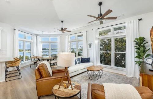 Cedar Key House | 3 Story Haven Fire Pit kayaks updated 360 Views