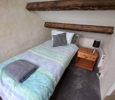 Garndolbenmaen House | 3 Tan Y Coed