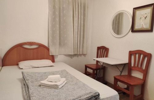 Alicante House | 30-1- Комната в квартире для 1 до 2 человек, Alicante