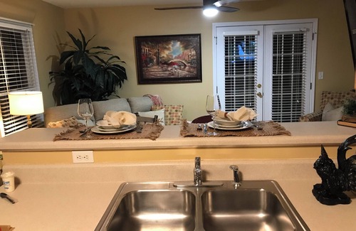 Cumming Apartment | 30 day+ Long term, Comfortable, Exclusive, Balcony Guest Suite, quiet.