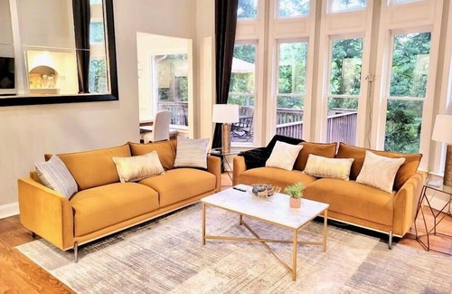 Cumming House | 30 Day Stays Welcome Lake Lanier Pool 7 Bedrooms