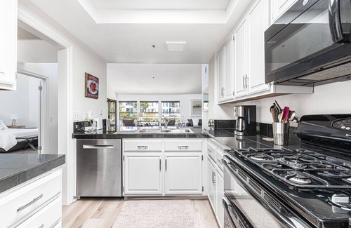 Santa Ana Heights Condo | 30+ Night | Stylish Apartment w/Balcony and Pool Access