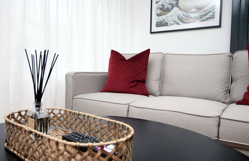 Llanrumney House | 30% Off Monthly Stay|Relocations|Business|Families