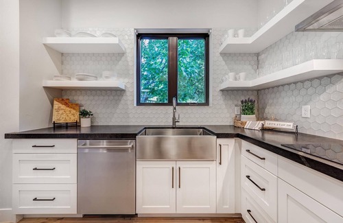 Zion National Park South Entrance House | 300 LaFave-Luxury Home at Zion: Bridge Mountain