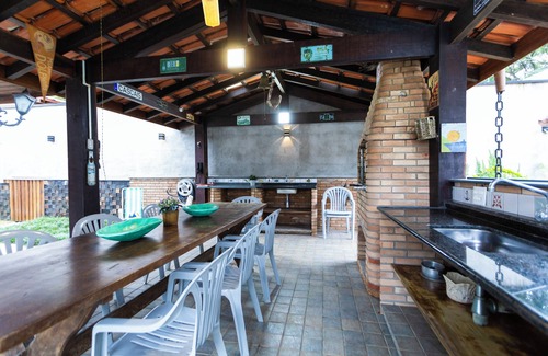 Toque Toque House | 300m da praia com AC - Brazilian Corner