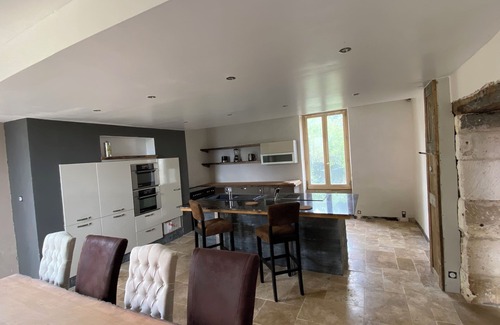 Chapdeuil Bed & Breakfast | 300m2 manor house, absolute serenity 1h30 from the ocean