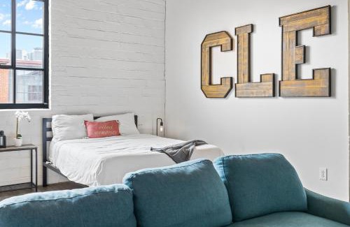Downtown Cleveland Apartment | 306-Urban Blissful Oasis Close to DT Parking